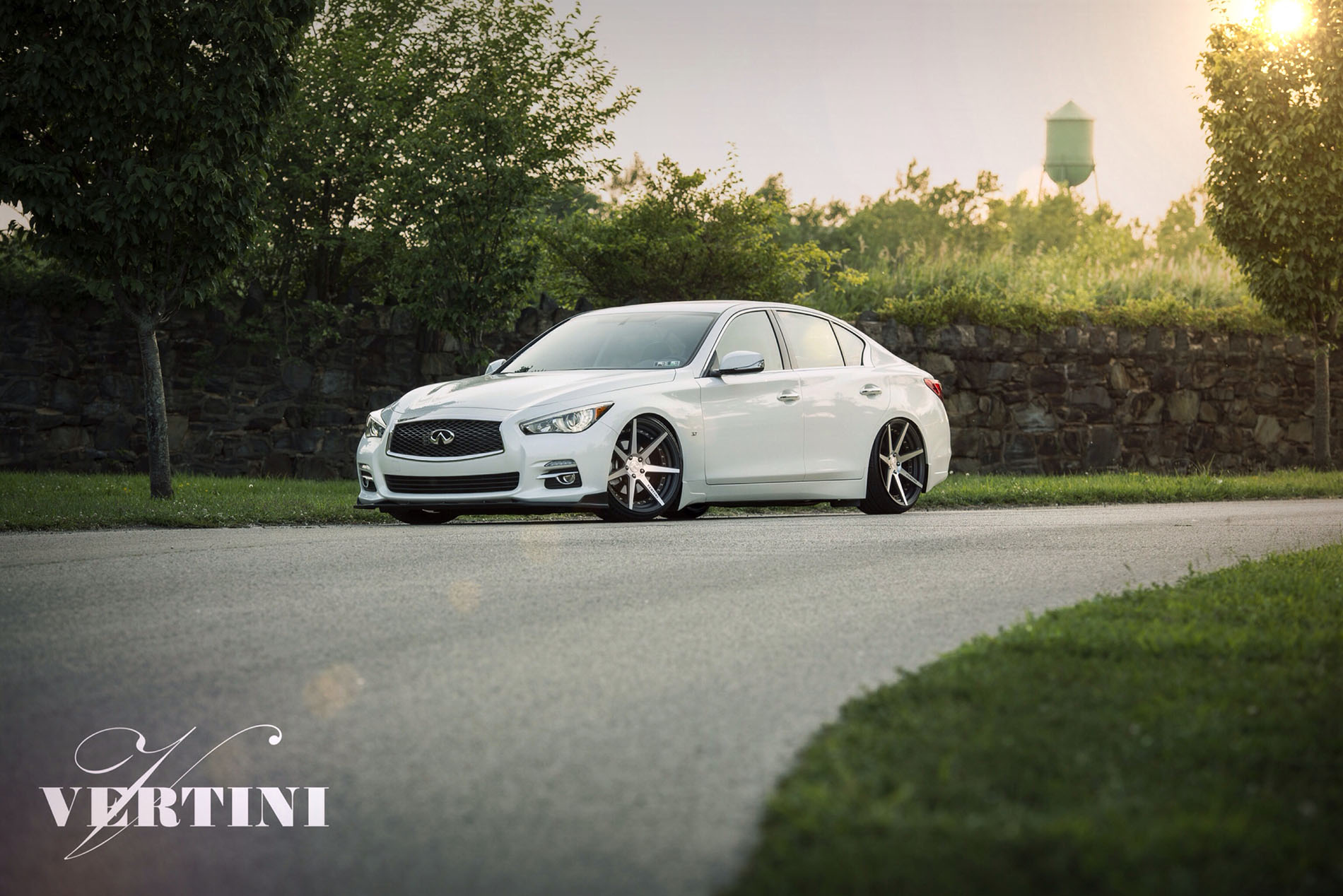 Vertini Dynasty Slate Grey Machined on Infiniti Q50